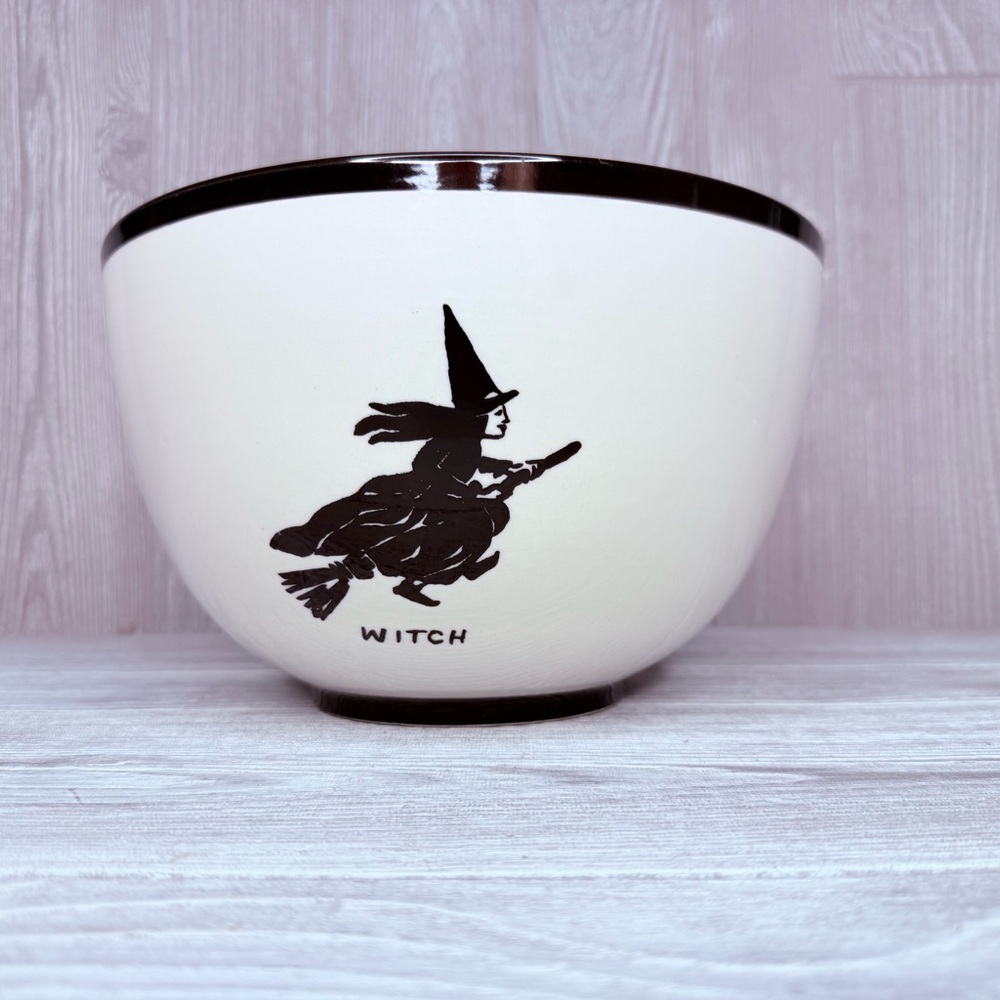 Anthropologie Molly Hatch Witch Halloween 9.5"  mixing Bowl Halloween